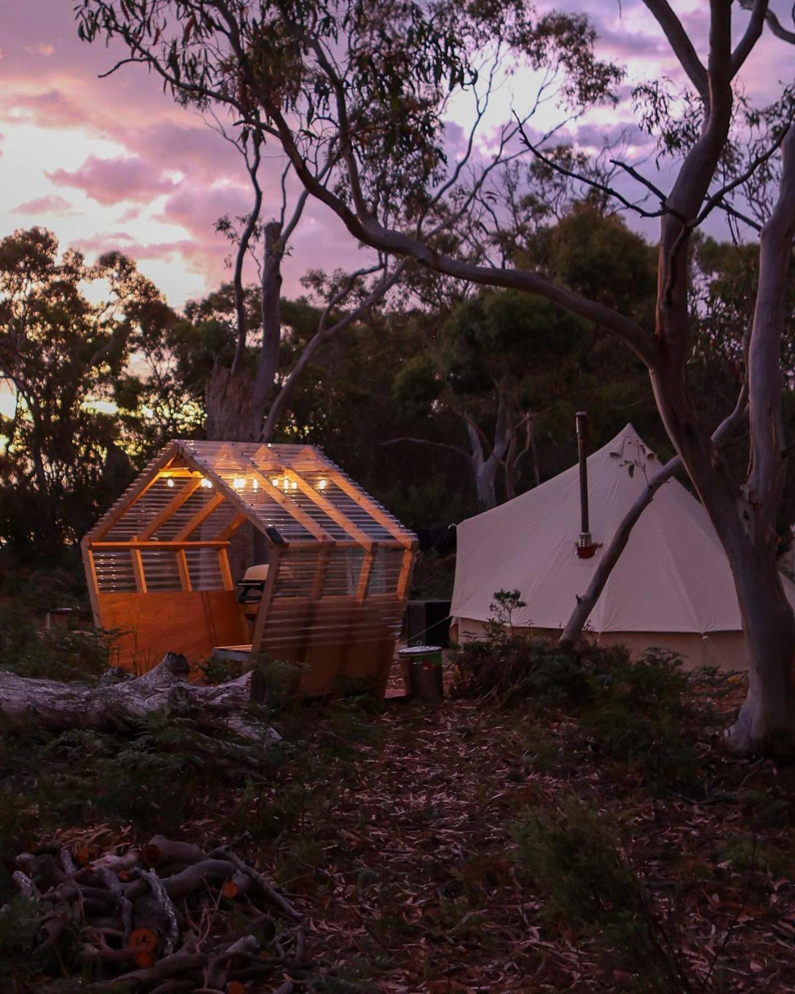 Отель Numie - Freycinet Peninsula - Glamping - Heated - Waterfront Коулс-Бей Экстерьер фото